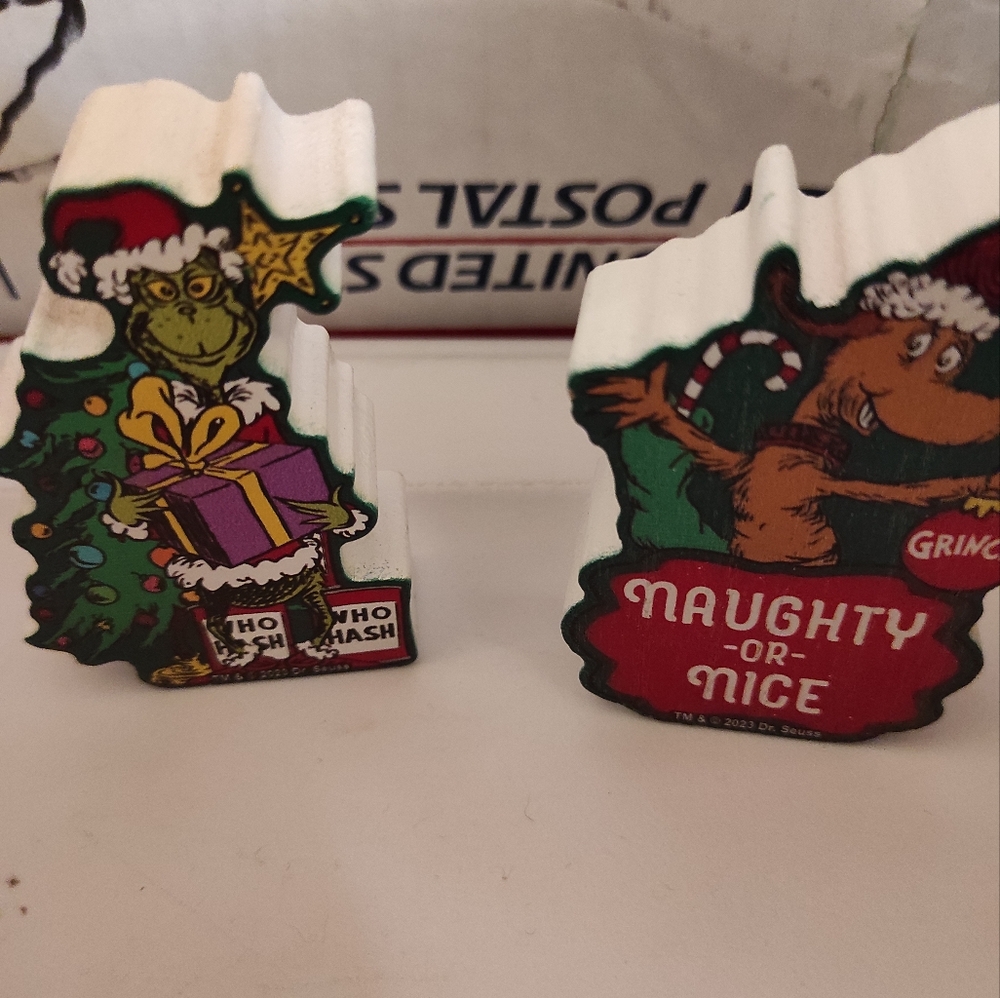Grinch Decor